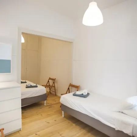 Spacious Santos Ap W/ View Apartment
