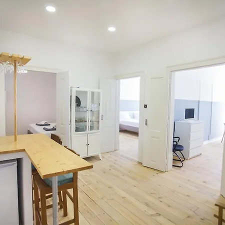 Spacious Santos Ap W/ View Apartment